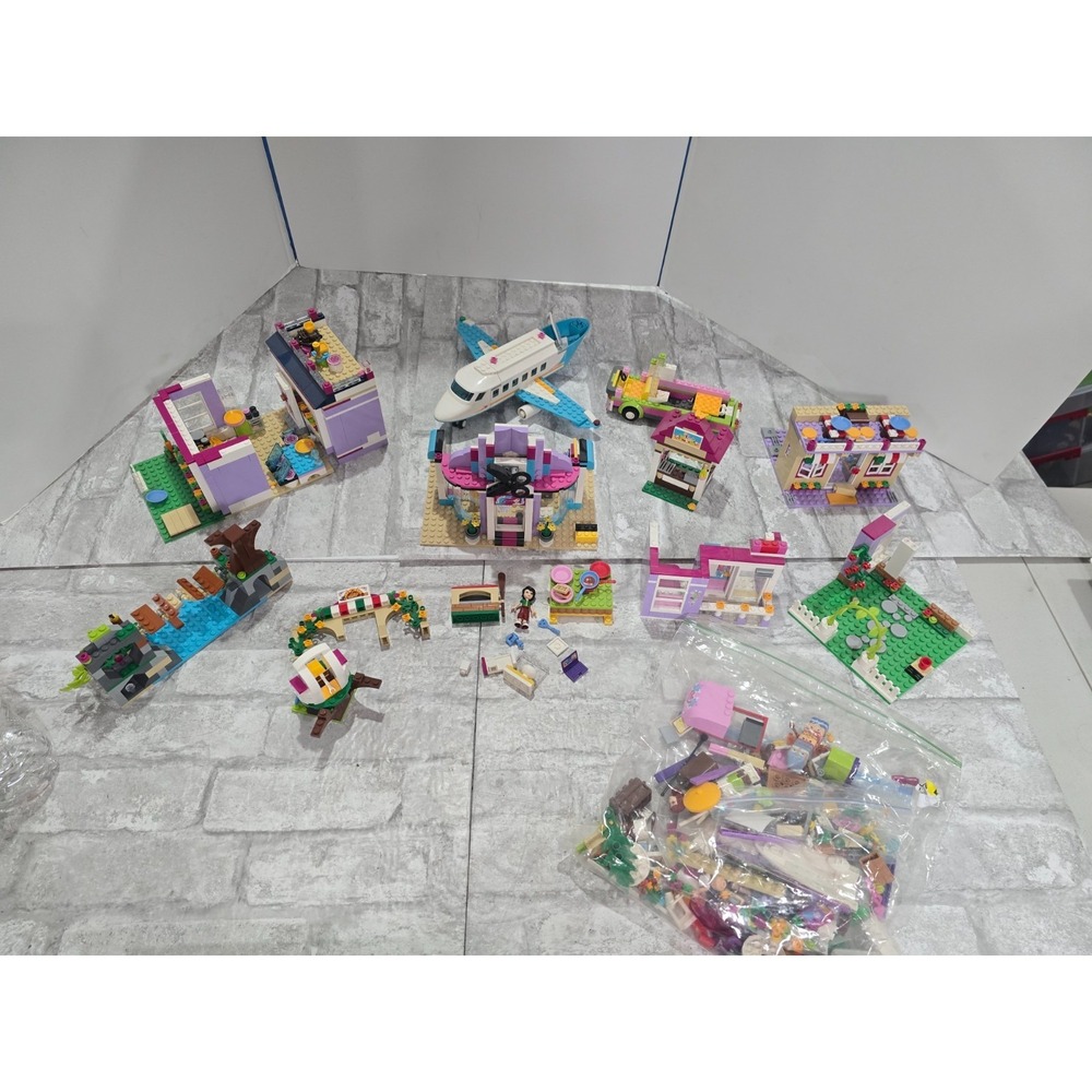 LEGO Friends Bulk Lot Playsets Incomplete Accessories‎ Figures 8lbs